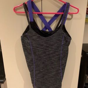 Lululemon top